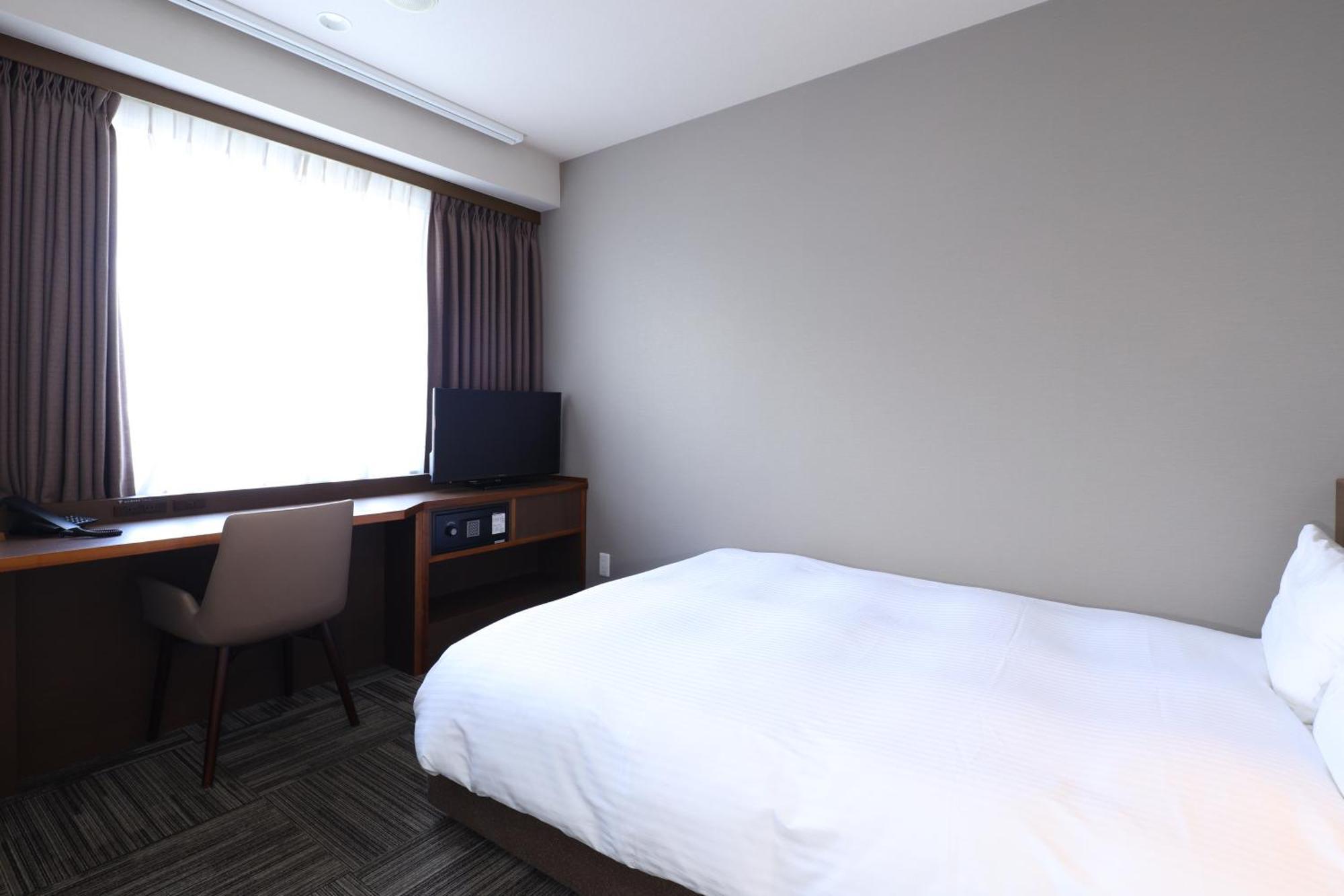 Dormy Inn Chiba City Soga Exterior photo