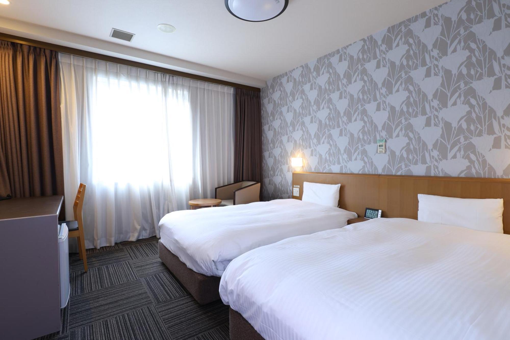 Dormy Inn Chiba City Soga Exterior photo